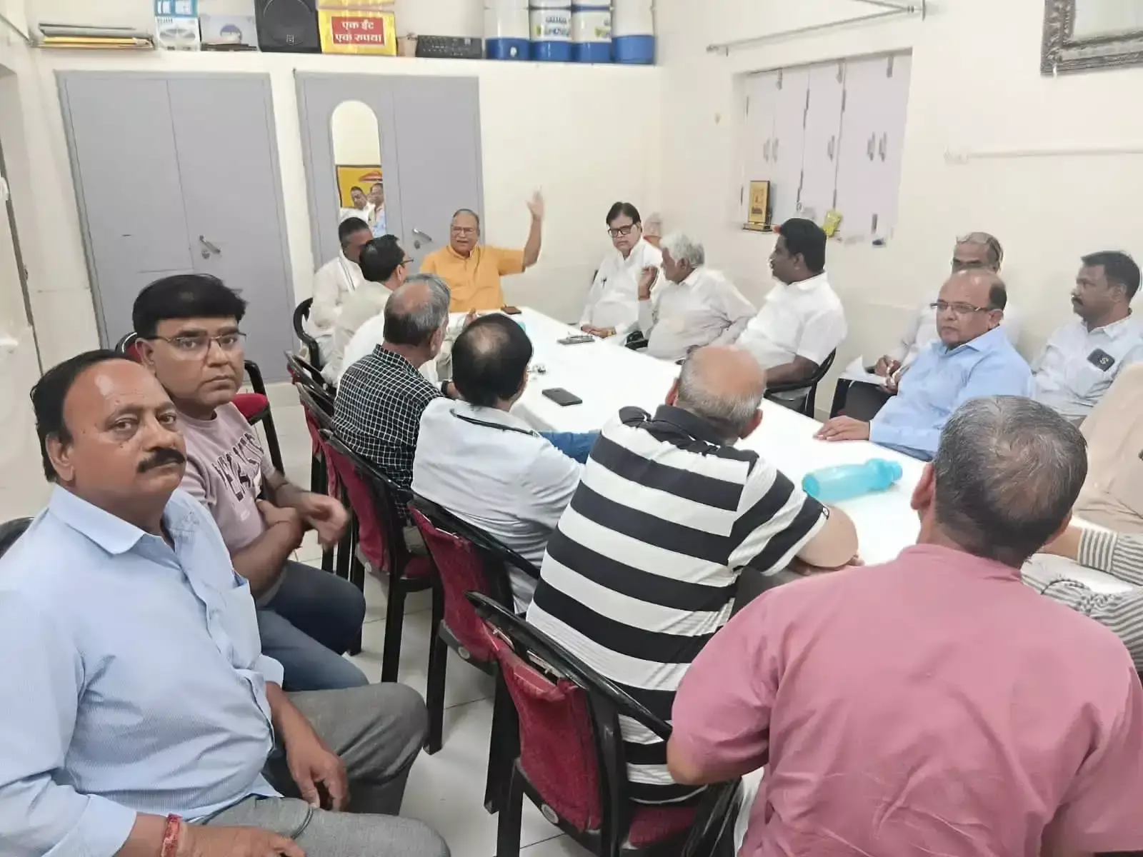 Bikaner: धर्मयात्रा में सम्मिलित होने के लिए सर्व समाज को न्योता, उत्साही माहौल बना Bikaner: धर्मयात्रा में सम्मिलित होने के लिए सर्व समाज को न्योता, उत्साही माहौल बना