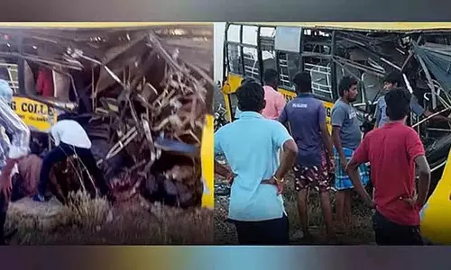 Karur में मालगाड़ी ने प्राइवेट कॉलेज बस को टक्कर मारी