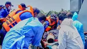 45 ईरानी नाविकों के शव श्रीलंका स्थित ईरानी दूतावास को सौंपे गए 45 ईरानी नाविकों के शव श्रीलंका स्थित ईरानी दूतावास को सौंपे गए