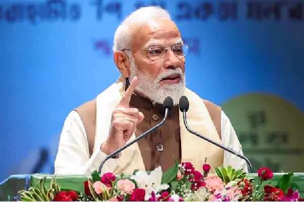 PM मोदी कोलकाता के ब्रिगेड परेड ग्राउंड में विशाल रैली को संबोधित करेंगे PM मोदी कोलकाता के ब्रिगेड परेड ग्राउंड में विशाल रैली को संबोधित करेंगे