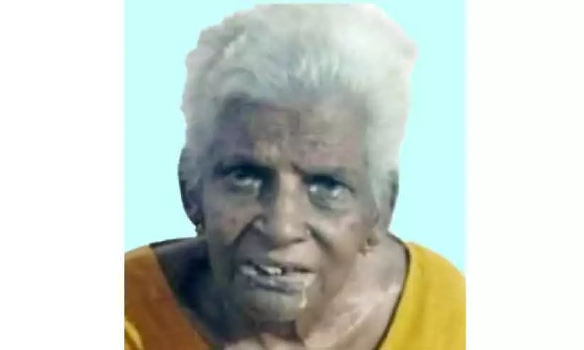 Kerala : स्थानीय लोगों ने उस आवारा कुत्ते को मार डाला जिसने बुज़ुर्ग महिला को काटा था Kerala : स्थानीय लोगों ने उस आवारा कुत्ते को मार डाला जिसने बुज़ुर्ग महिला को काटा था
