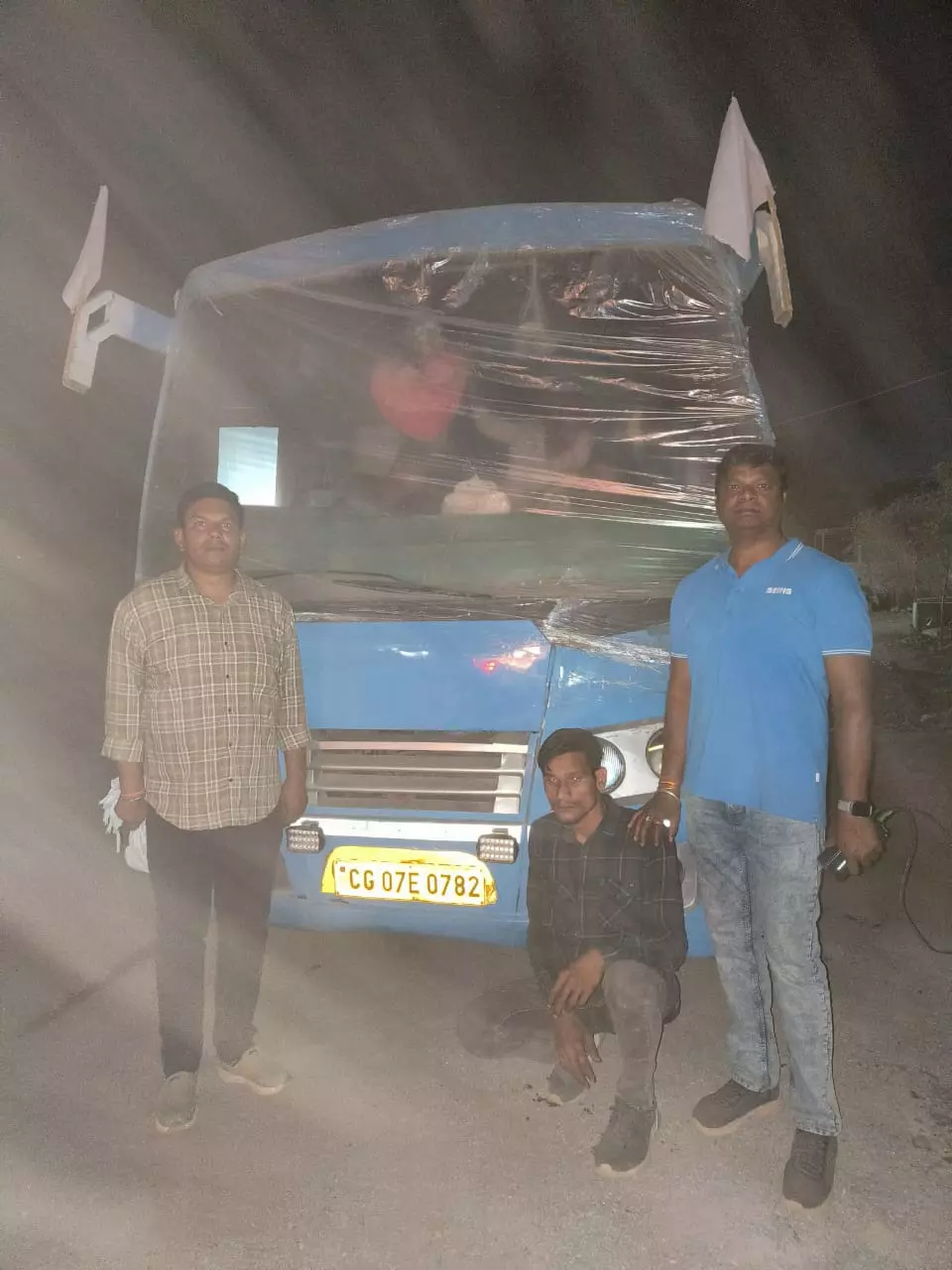 बस चोर टेटू गिरफ्तार, रायपुर से चुराया था बस चोर टेटू गिरफ्तार, रायपुर से चुराया था