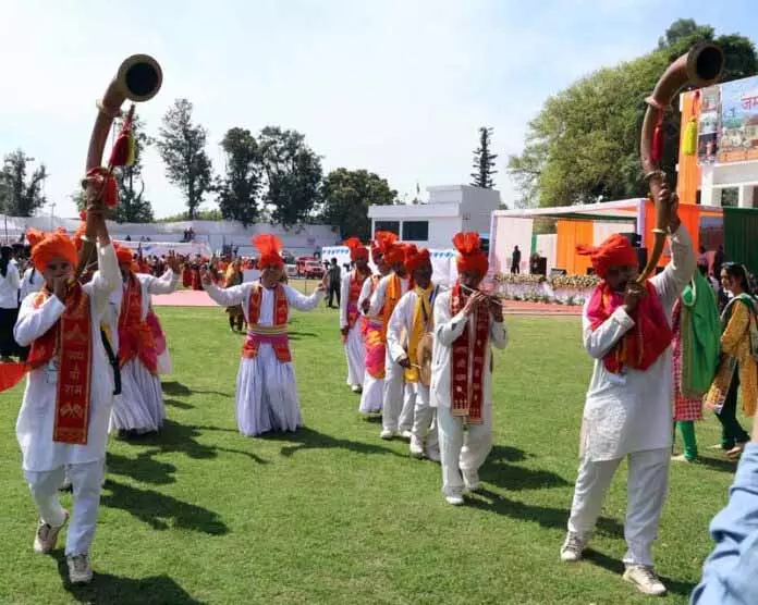 JU में जम्मू विश्वविद्यालय, साहित्य-संस्कृति समागम शुरू JU में जम्मू विश्वविद्यालय, साहित्य-संस्कृति समागम शुरू