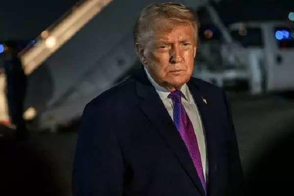 Trump ने कहा कि ईरान पर हमले बड़ी चोट हैं, युद्ध तय समय से पहले Trump ने कहा कि ईरान पर हमले बड़ी चोट हैं, युद्ध तय समय से पहले