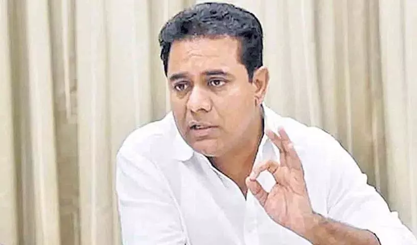 मूसी नदी के पुनरुद्धार पर KTR का पावर पॉइंट प्रेजेंटेशन आज! मूसी नदी के पुनरुद्धार पर KTR का पावर पॉइंट प्रेजेंटेशन आज!