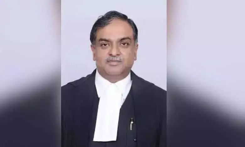 AI किसी वकील की ट्रेनिंग और जज के अनुशासन की जगह नहीं ले सकता: SC जज AI किसी वकील की ट्रेनिंग और जज के अनुशासन की जगह नहीं ले सकता: SC जज