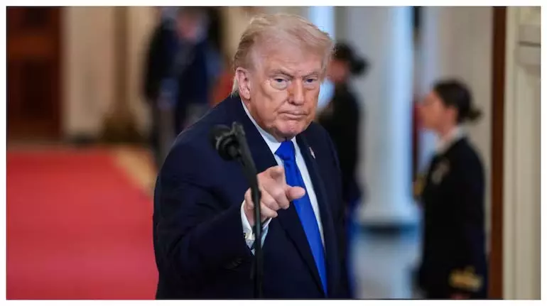 US हमलों के बाद ट्रंप की 1988 की ईरान चेतावनी फिर सामने आई US हमलों के बाद ट्रंप की 1988 की ईरान चेतावनी फिर सामने आई