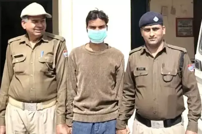 Haridwar: फरार आरोपी को हत्या के प्रयास के केस में दबोचा गया Haridwar: फरार आरोपी को हत्या के प्रयास के केस में दबोचा गया