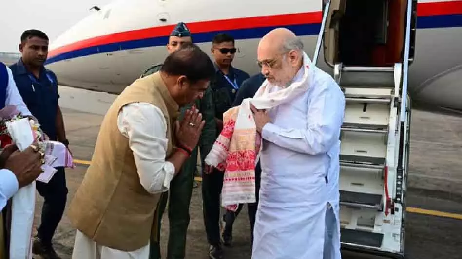 Amit Shah असम दौरे पर गुवाहाटी पहुंचे, कई कार्यक्रमों में लेंगे हिस्सा Amit Shah असम दौरे पर गुवाहाटी पहुंचे, कई कार्यक्रमों में लेंगे हिस्सा