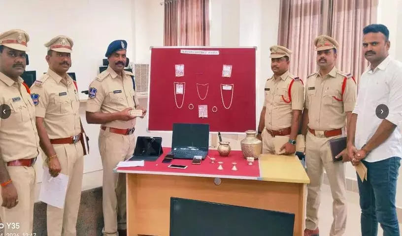 लूट की कई वारदातों में शामिल Gang members गिरफ़्तार लूट की कई वारदातों में शामिल Gang members गिरफ़्तार