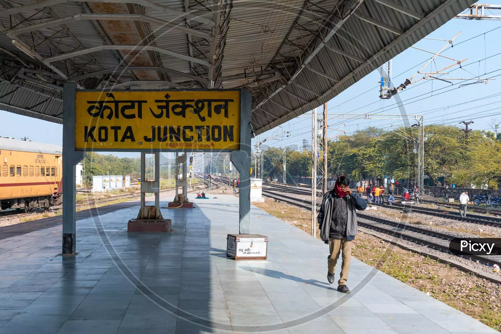 Kota: आठवीं बार कोटा मंडल ने दिखाया 100 प्रतिशत समयपालन Kota: आठवीं बार कोटा मंडल ने दिखाया 100 प्रतिशत समयपालन