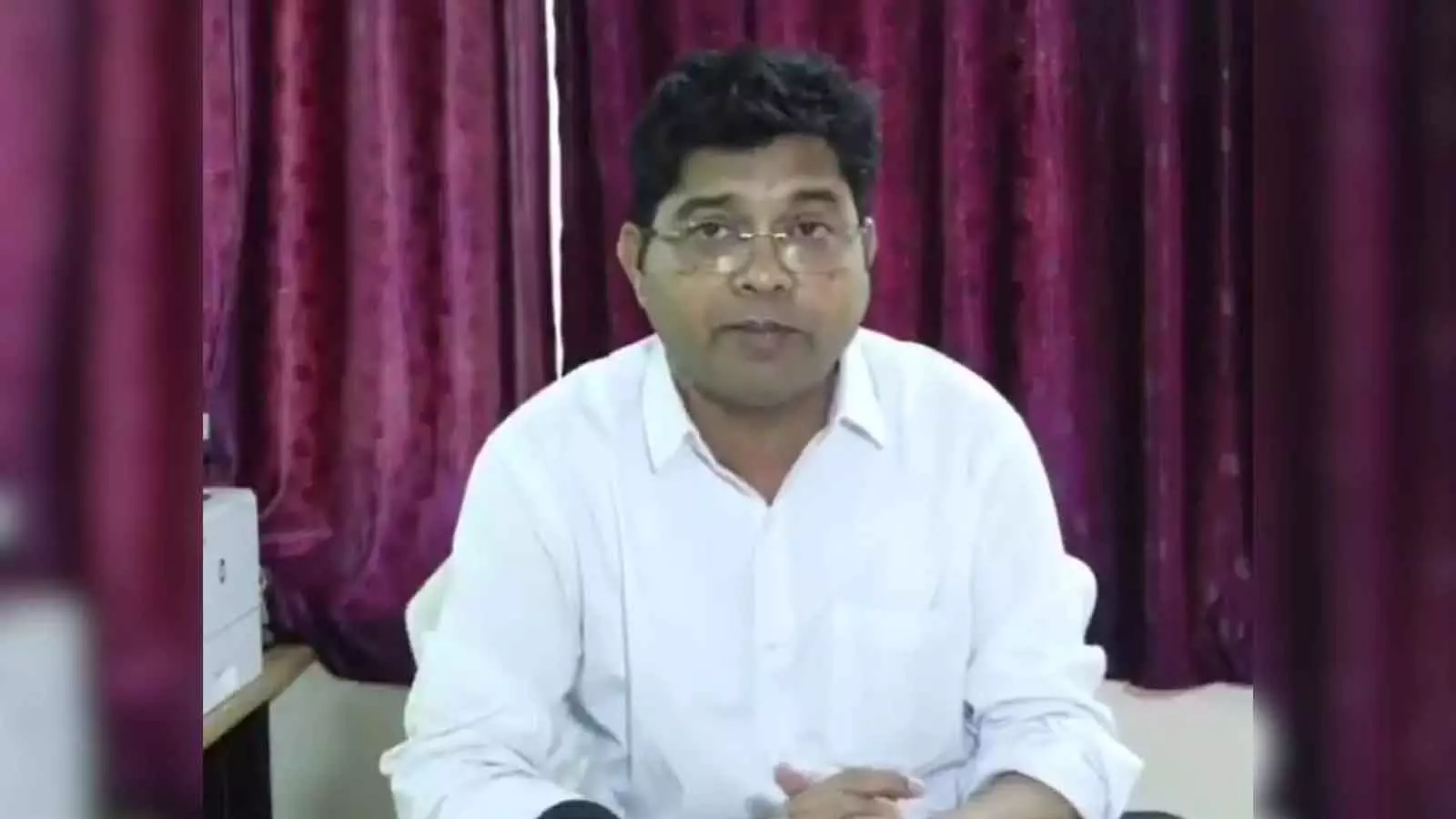 Visakhapatnam में कक्षा X परीक्षाओं के लिए सुरक्षा और सुविधाओं के इंतज़ाम Visakhapatnam में कक्षा X परीक्षाओं के लिए सुरक्षा और सुविधाओं के इंतज़ाम
