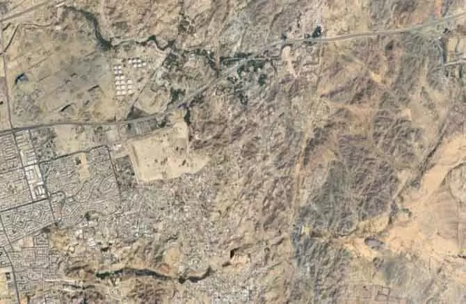 Jeddah में सरकारी ज़मीन से 74,050 वर्ग मीटर अवैध निर्माण हटाया Jeddah में सरकारी ज़मीन से 74,050 वर्ग मीटर अवैध निर्माण हटाया
