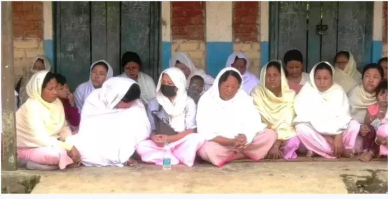 Manipur के काकचिंग में बंदूकधारियों ने एक व्यक्ति की गोली मारकर हत्या कर दी Manipur के काकचिंग में बंदूकधारियों ने एक व्यक्ति की गोली मारकर हत्या कर दी