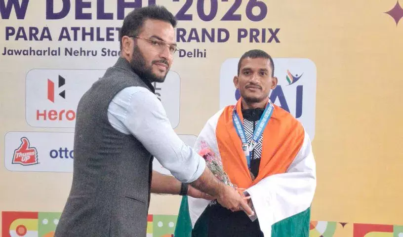 Sports briefs: रविकिरण के कांस्य पदक की जीत की सराहना Sports briefs: रविकिरण के कांस्य पदक की जीत की सराहना