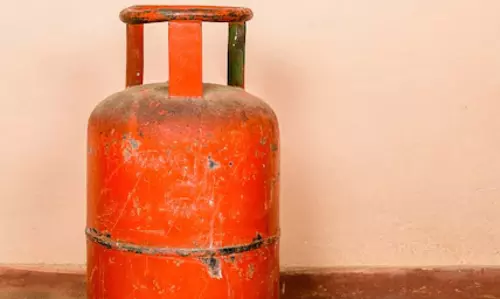 सास-बहू को गैस की किल्लत ने लड़वा दिया, थाने तक पहुंचा मामला