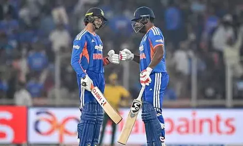क्या भारतीय खिलाड़ी अभिषेक से जलते हैं? संजू सैमसन ने किया चौंकाने वाला खुलासा क्या भारतीय खिलाड़ी अभिषेक से जलते हैं? संजू सैमसन ने किया चौंकाने वाला खुलासा
