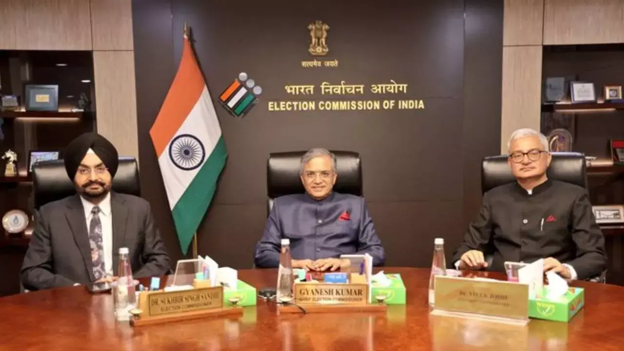 election Commission आज पुडुचेरी और चार राज्यों के विधानसभा चुनावों का कार्यक्रम घोषित करेगा