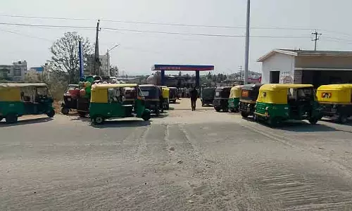 Auto गैस की कीमतों में बढ़ोतरी: ड्राइवर करेंगे विरोध प्रदर्शन Auto गैस की कीमतों में बढ़ोतरी: ड्राइवर करेंगे विरोध प्रदर्शन