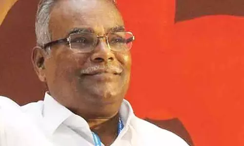 CPM विधानसभा में लोगों के मुद्दों को ज़ोरदार ढंग से उठाने के लिए और अधिक सीटों की मांग: K. Balakrishnan CPM विधानसभा में लोगों के मुद्दों को ज़ोरदार ढंग से उठाने के लिए और अधिक सीटों की मांग: K. Balakrishnan