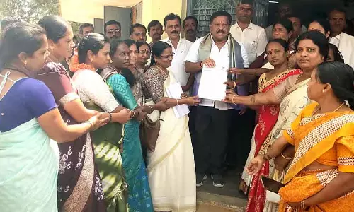 Anganwadi कार्यकर्ता संघ ने विधायकों से विभिन्न मांगें पूरी करने की अपील की