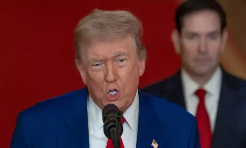 शायद मजे के लिए इस पर कुछ और बार हमला करूँ: Trump ने ईरान के खार्ग द्वीप पर और हमले की चेतावनी दी शायद मजे के लिए इस पर कुछ और बार हमला करूँ: Trump ने ईरान के खार्ग द्वीप पर और हमले की चेतावनी दी