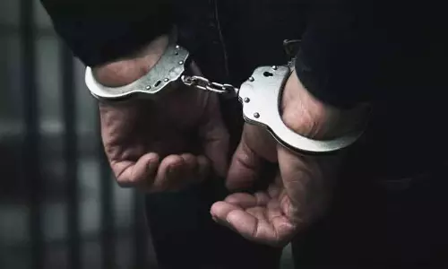 Kerala : घर पर हमले के मामले में तीन गिरफ्तार Kerala : घर पर हमले के मामले में तीन गिरफ्तार