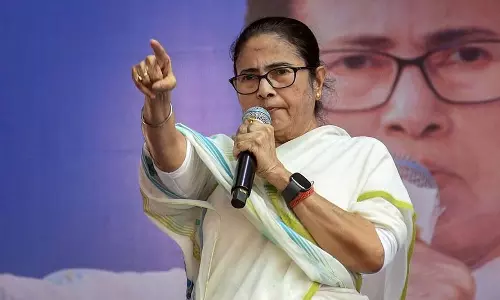 चुनाव से पहले सीएम ममता बनर्जी का वोटरों को लुभाने के लिए बड़ा दांव