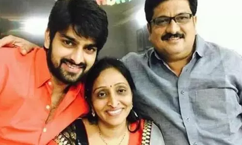 Hyderabad में गैस सिलेंडरों की किल्लत... नागा शौर्य की माँ खाना बना रही