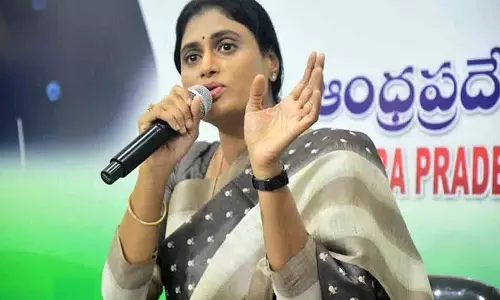 TDP सांसद ड्रग्स पार्टी में पकड़े गए... YS शर्मिला ने अयोग्यता की मांग की TDP सांसद ड्रग्स पार्टी में पकड़े गए... YS शर्मिला ने अयोग्यता की मांग की