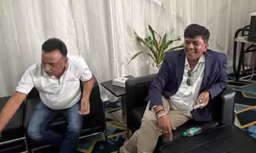 राज्यसभा चुनाव: Odisha कांग्रेस विधायकों को रिश्वत देने की कोशिश, दो लोग हिरासत में राज्यसभा चुनाव: Odisha कांग्रेस विधायकों को रिश्वत देने की कोशिश, दो लोग हिरासत में