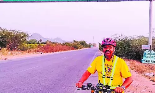 Lingsugur : कैंसर मरीज़ों के लिए साइकिल यात्रा Lingsugur : कैंसर मरीज़ों के लिए साइकिल यात्रा