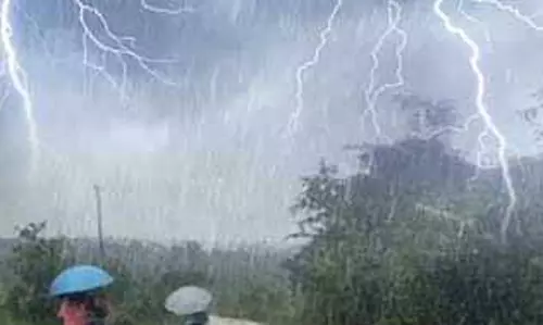 अगले 3 घंटों में ओडिशा के 15 ज़िलों में आंधी-तूफ़ान की संभावना: IMD