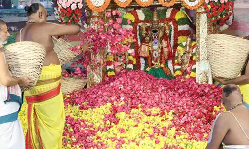 श्री कल्याणा वेंकटेश्वर मंदिर में Pushpayagam महोत्सव श्री कल्याणा वेंकटेश्वर मंदिर में Pushpayagam महोत्सव