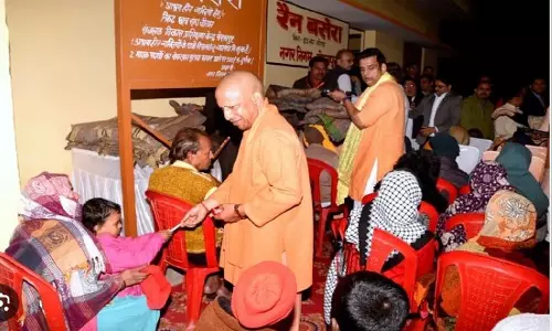Lucknow: सरकारी पहल से बदली गांव की महिलाओं की जिंदगी Lucknow: सरकारी पहल से बदली गांव की महिलाओं की जिंदगी