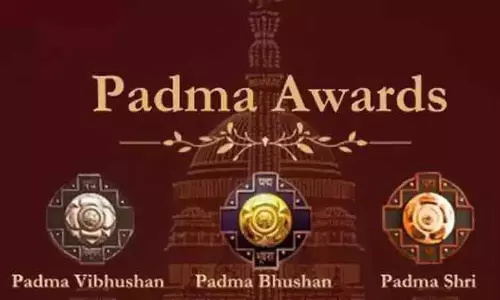 गणतंत्र दिवस 2027 के लिए Padma Awards नामांकन प्रक्रिया शुरू गणतंत्र दिवस 2027 के लिए Padma Awards नामांकन प्रक्रिया शुरू