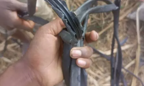 Eta: खेत में मशीन और उपकरण चोरी, पुलिस को शिकायत