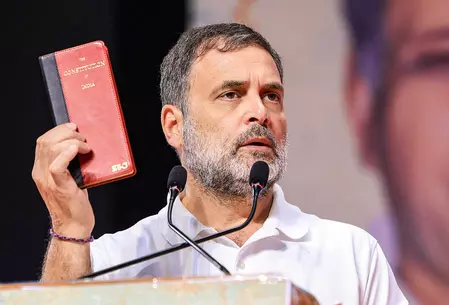 बहुजन समाज के सम्मान और संविधान की रक्षा के लिए खड़ी रहेगी कांग्रेस : राहुल गांधी बहुजन समाज के सम्मान और संविधान की रक्षा के लिए खड़ी रहेगी कांग्रेस : राहुल गांधी