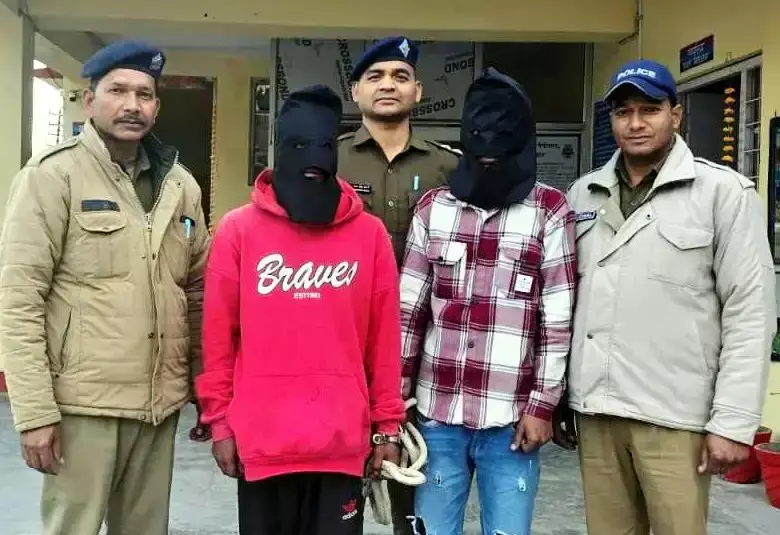 Nainital: दो आरोपितों के साथ आश्रम चोरी का मामला सुलझा Nainital: दो आरोपितों के साथ आश्रम चोरी का मामला सुलझा