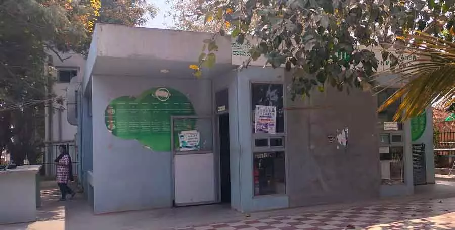 सिलेंडर की सप्लाई में देरी: इंदिरा कैंटीन भी LPG संकट की चपेट में सिलेंडर की सप्लाई में देरी: इंदिरा कैंटीन भी LPG संकट की चपेट में