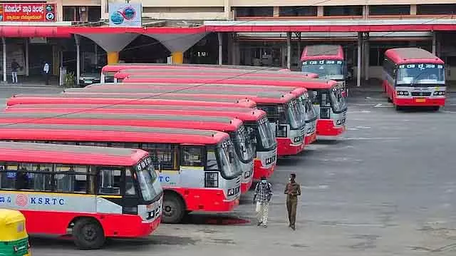 KSRTC उगादी-रमज़ान के लिए 2,000 विशेष बसें उपलब्ध कराएगी: 5 से 10 प्रतिशत की छूट KSRTC उगादी-रमज़ान के लिए 2,000 विशेष बसें उपलब्ध कराएगी: 5 से 10 प्रतिशत की छूट