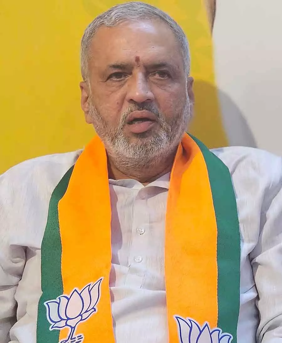 फसल बीमा जमा शुरू: MP विश्वेश्वर हेगड़े कागेरी फसल बीमा जमा शुरू: MP विश्वेश्वर हेगड़े कागेरी