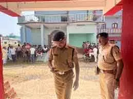 Nuapada ‘पुलिस की निष्क्रियता’ को लेकर आत्मदाह का प्रयास Nuapada ‘पुलिस की निष्क्रियता’ को लेकर आत्मदाह का प्रयास
