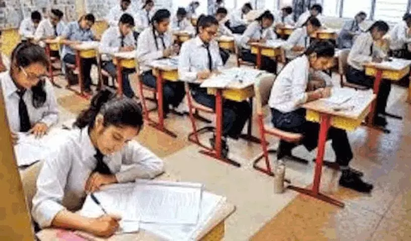 UAE, सऊदी अरब और 5 अन्य खाड़ी देशों में CBSE ने 12वीं की बोर्ड परीक्षाएं रद्द कीं UAE, सऊदी अरब और 5 अन्य खाड़ी देशों में CBSE ने 12वीं की बोर्ड परीक्षाएं रद्द कीं