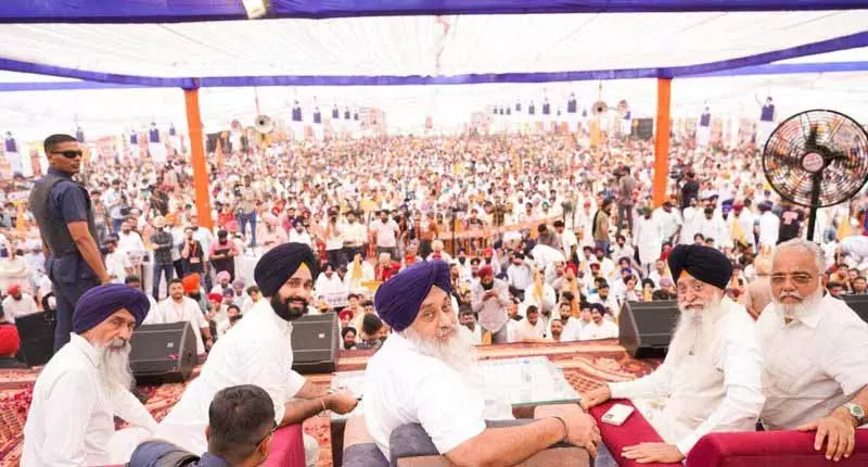 पंजाब को बचाने के लिए सुखबीर ही एकमात्र विकल्प: Grewal पंजाब को बचाने के लिए सुखबीर ही एकमात्र विकल्प: Grewal