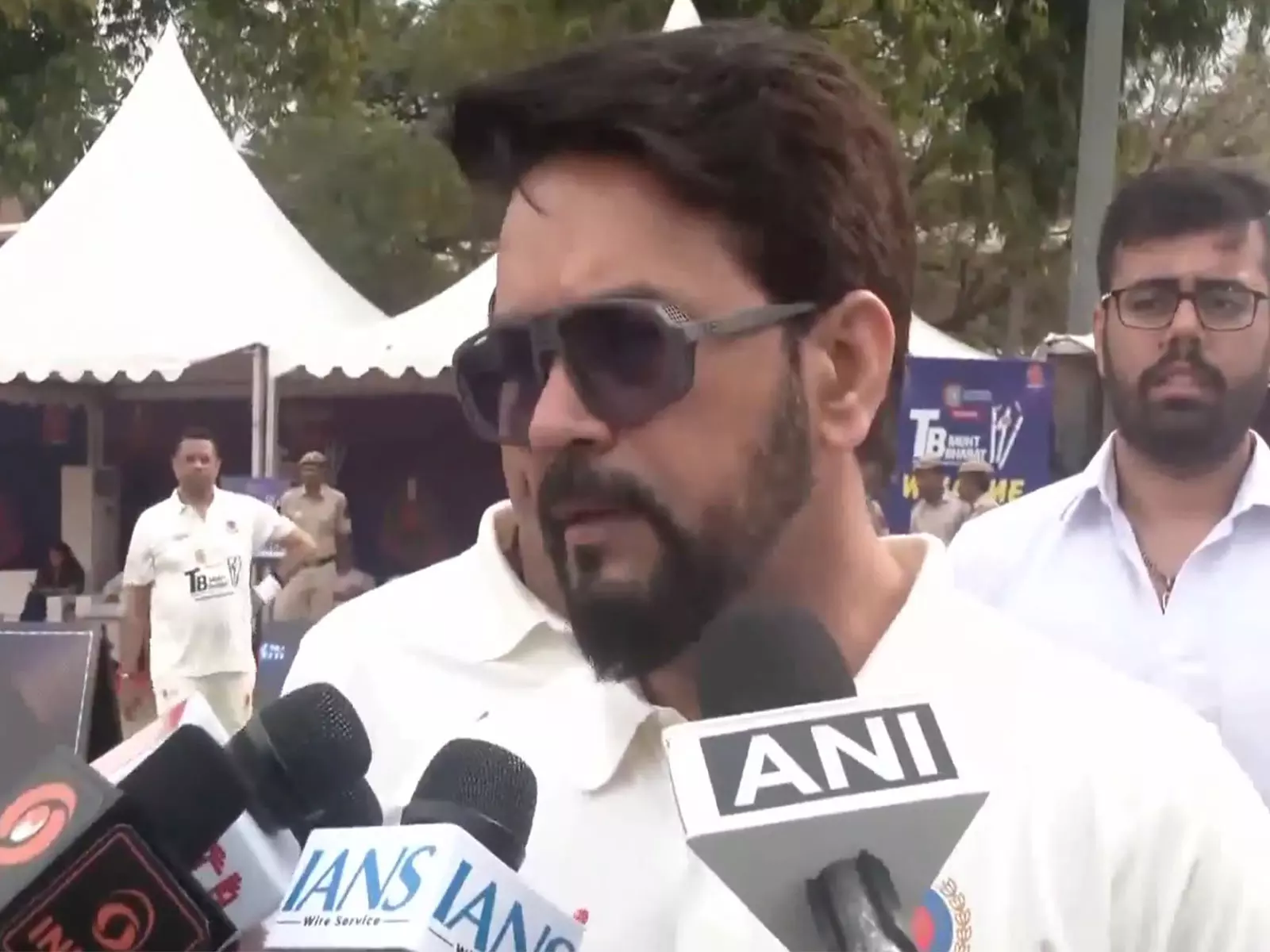 राजधानी में TB मुक्त भारत T20 मैच में सांसदों और दिल्ली पुलिस के बीच आमने-सामने की टक्कर राजधानी में TB मुक्त भारत T20 मैच में सांसदों और दिल्ली पुलिस के बीच आमने-सामने की टक्कर