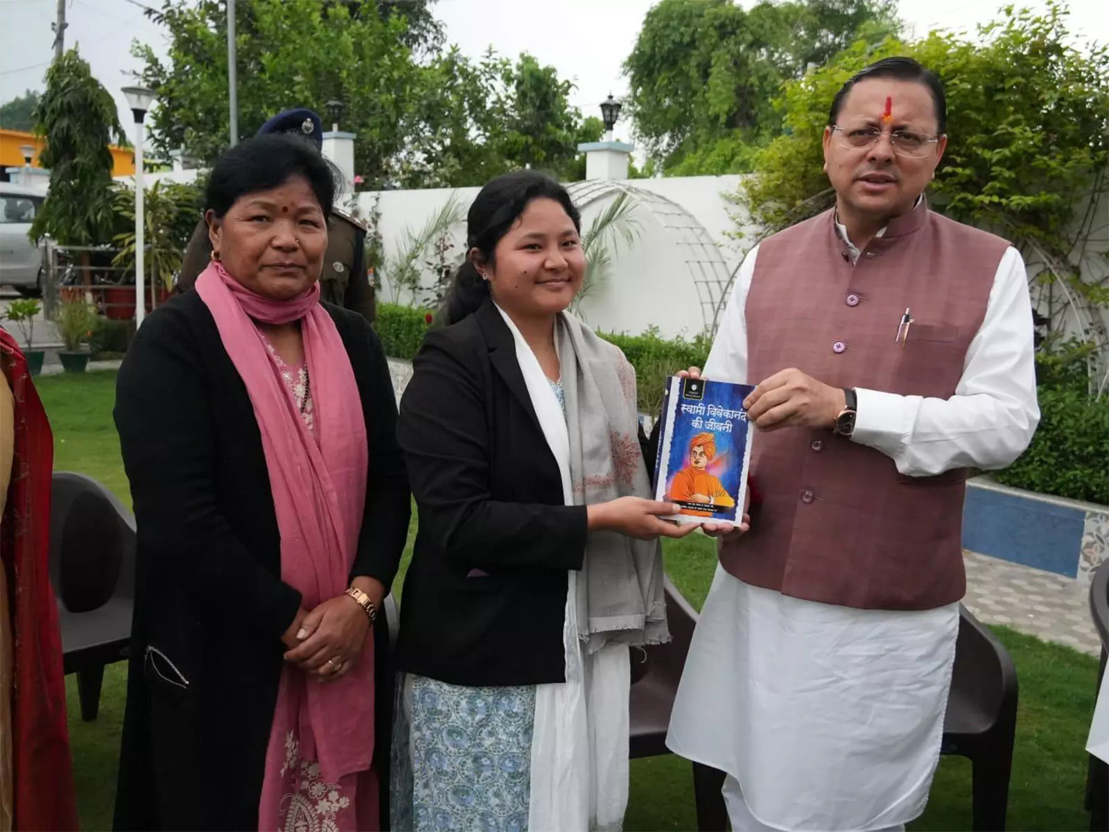 उत्तराखंड के CM धामी ने राज्य से सिविल सेवा परीक्षा में चयनित उम्मीदवारों को बधाई दी उत्तराखंड के CM धामी ने राज्य से सिविल सेवा परीक्षा में चयनित उम्मीदवारों को बधाई दी