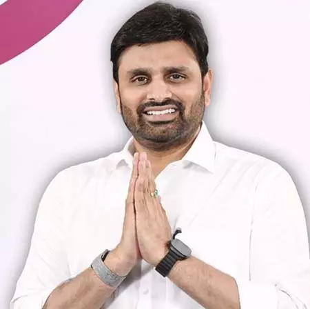फार्महाउस में ड्रग्स लेते पकड़े गए सांसद को TDP ने नोटिस जारी किया फार्महाउस में ड्रग्स लेते पकड़े गए सांसद को TDP ने नोटिस जारी किया