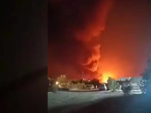 WORLD WAR: एयरबेस पर ड्रोन हमला, उपकरण क्षतिग्रस्त WORLD WAR: एयरबेस पर ड्रोन हमला, उपकरण क्षतिग्रस्त