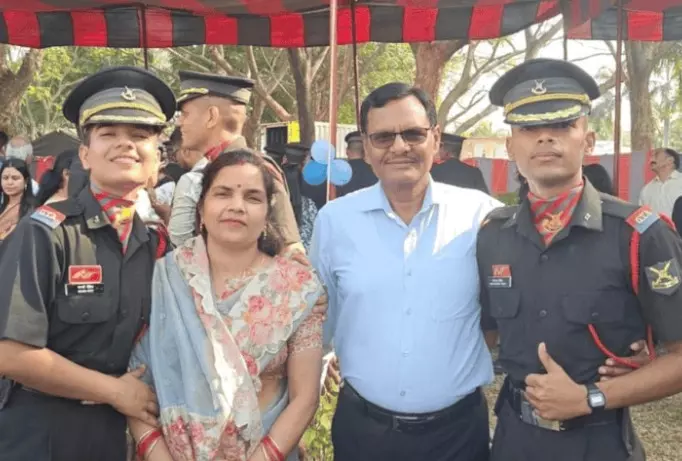 Etah: भाई-बहन ने हासिल की सेना में शानदार सफलता Etah: भाई-बहन ने हासिल की सेना में शानदार सफलता